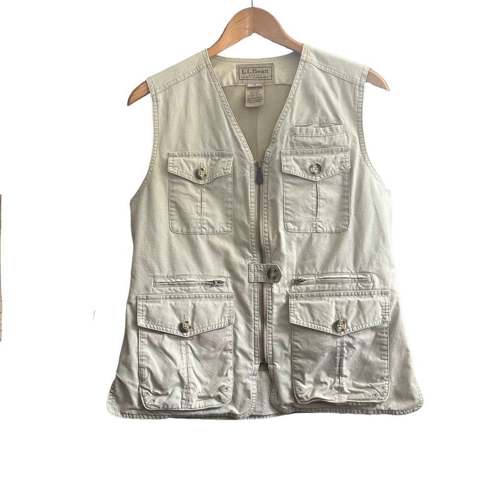 Vintage LL Bean Vest Womens S Small Beige Distressed Photography Hiking 261600